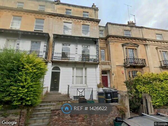 1 Bedroom Flat To Rent In Richmond Park Road, Bristol, BS8