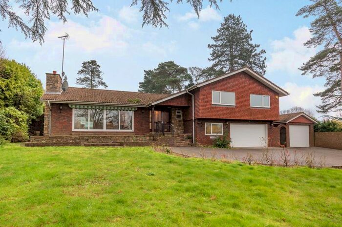 4 Bedroom Detached House To Rent In The Ridge, Epsom, KT18