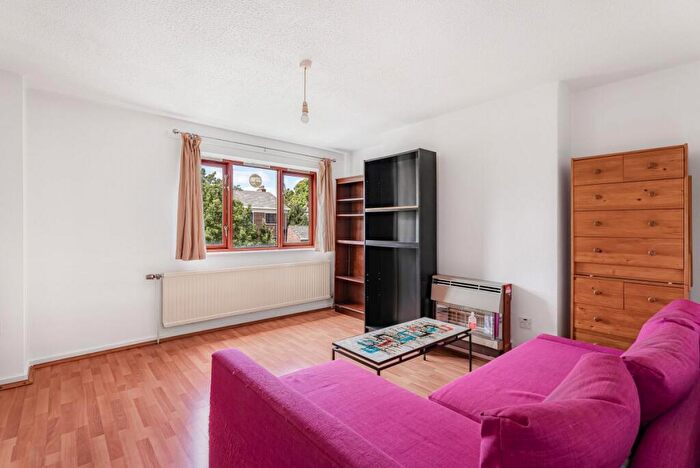 1 Bedroom Flat To Rent In Canonbury Street, Essex Road, N1