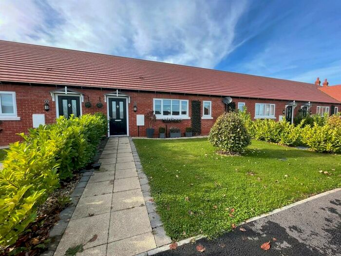 2 Bedroom Terraced House To Rent In Station Road, Tetney, Grimsby, DN36