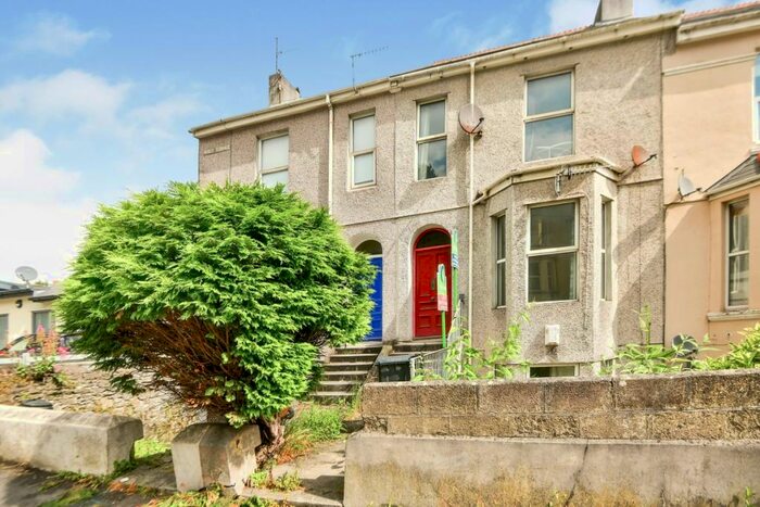 1 Bedroom Flat To Rent In Percy Terrace, Plymouth, Devon, PL4