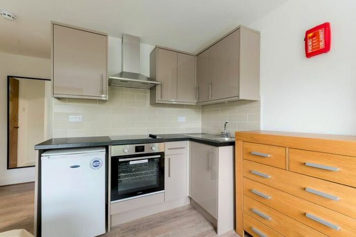 Studio To Rent In Talgarth Road, West Kensington, London, W14