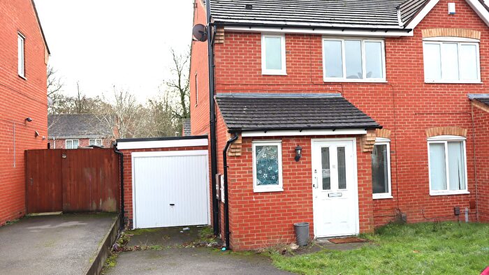3 Bedroom Detached House To Rent In Ambleside Drive, Leicester, LE2