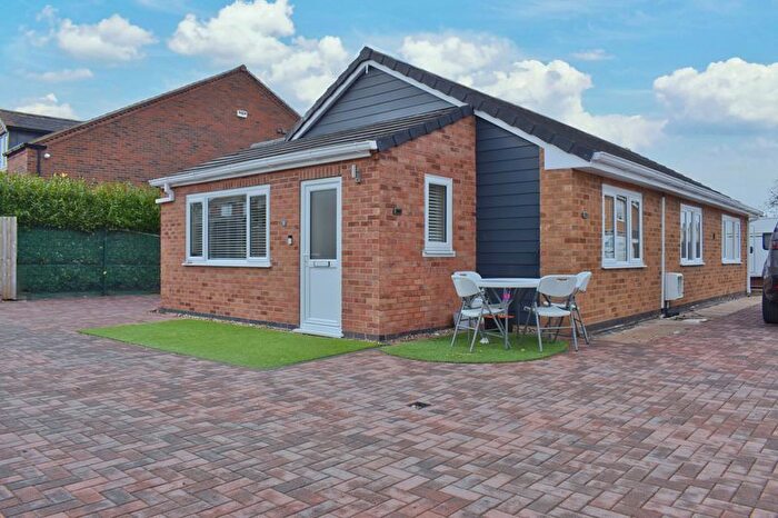 3 Bedroom Detached Bungalow For Sale In Club Court, Balderton, NG24