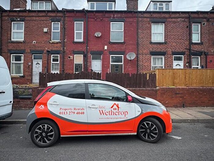 2 Bedroom Terraced House To Rent In Nowell Grove, Leeds, West Yorkshire, LS9