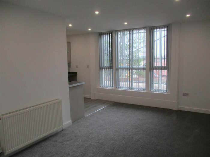 Studio To Rent In Slatey Road, Prenton, CH43