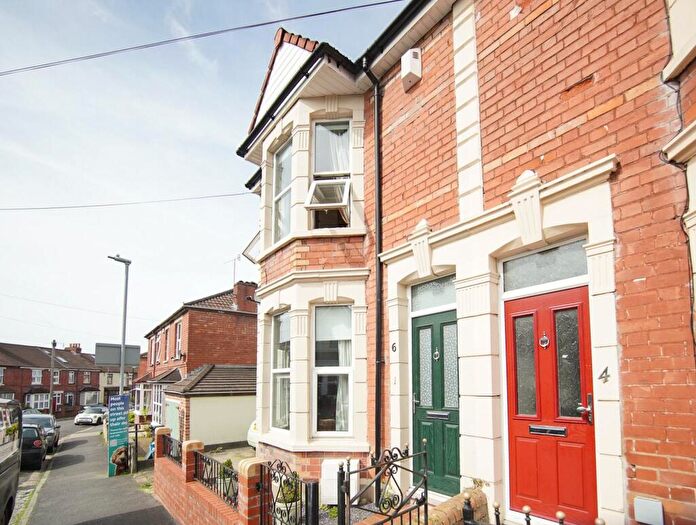 2 Bedroom End Of Terrace House To Rent In Kensal Avenue, Bedminster, Bristol, BS3