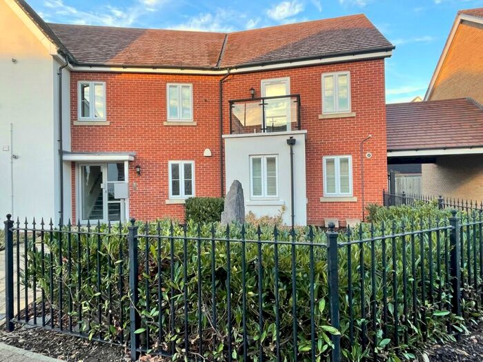 1 Bedroom Flat To Rent In Saturn Way, Biggleswade, SG18