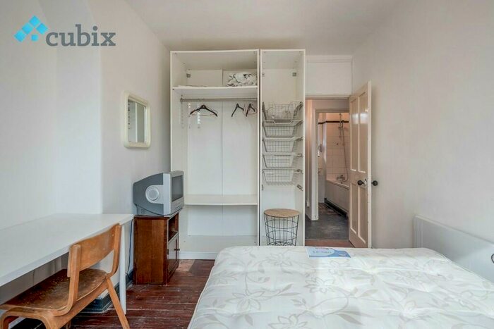 2 Bedroom Flat To Rent In Orb Street, London, SE17