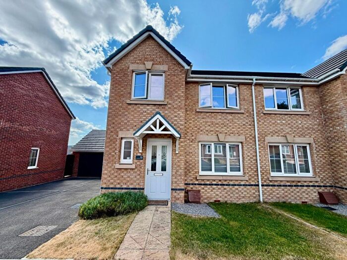 1 Bedroom Semi-Detached House For Sale In Woodfieldside Road, Gellihaf, Blackwood, NP12