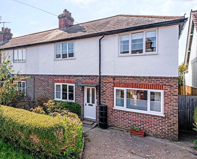4 Bedroom End Of Terrace House For Sale In George Street, Wadhurst, East Sussex, TN5