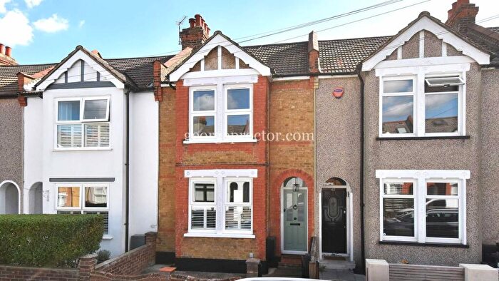 3 Bedroom Terraced House For Sale In Balfour Road, Bromley, BR2
