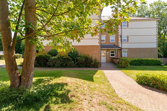 1 Bedroom Flat For Sale In Birdhurst Rise, South Croydon, CR2