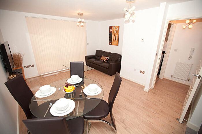 1 Bedroom Apartment To Rent In Parham Drive, Gants Hill, IG2