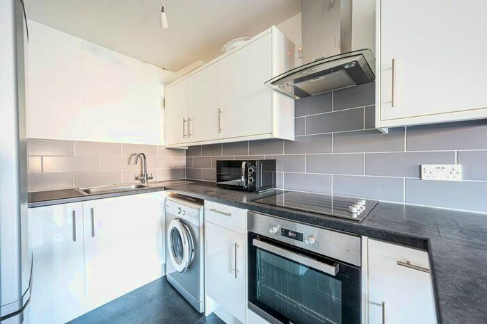 1 Bedroom Flat To Rent In Theseus Walk, Angel, London, N1