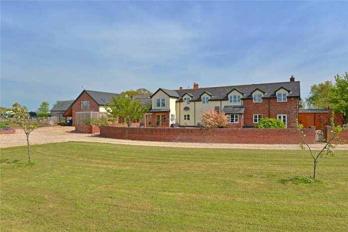 4 Bedroom Detached House For Sale In Whimple, Exeter, EX5