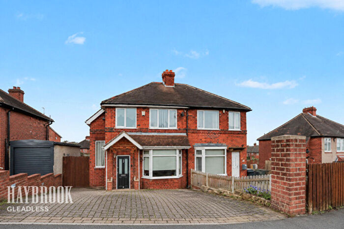 3 Bedroom Semi Detached House For Sale In Thornbridge Drive, Sheffield, S12