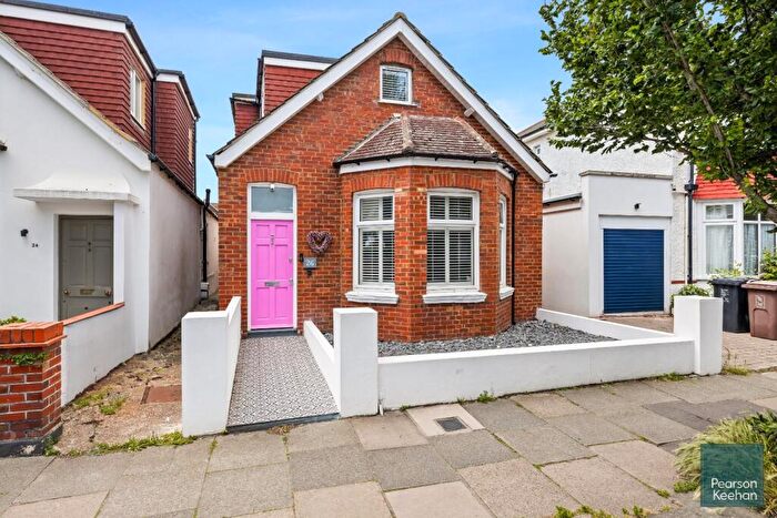 4 Bedroom Detached House For Sale In Wish Road, Hove, BN3