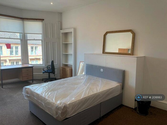 4 Bedroom Flat To Rent In Barrington Drive, Glasgow, G4