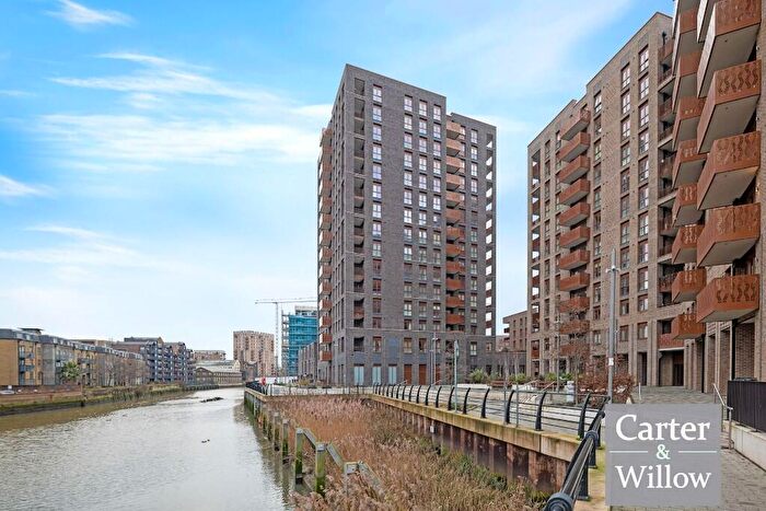 1 Bedroom Flat For Sale In Teal Point, Drydock Square, Barking, IG11