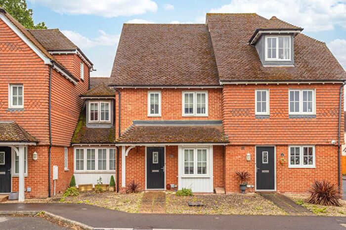3 Bedroom Terraced House For Sale In Brookfield Drive, Horley, RH6
