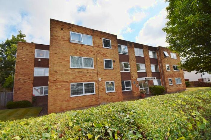 2 Bedroom Flat To Rent In Rickmansworth Road, Pinner, HA5