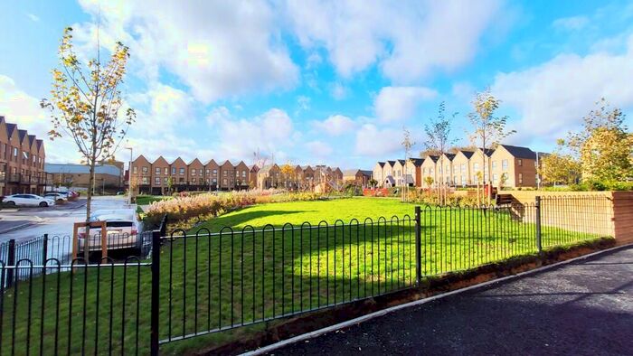 2 Bedroom Apartment To Rent In London Road, Wallington, Surrey, SM6