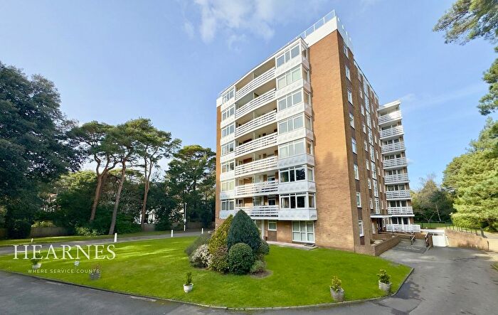 3 Bedroom Flat For Sale In Manor Road, East Cliff, Bournemouth, BH1