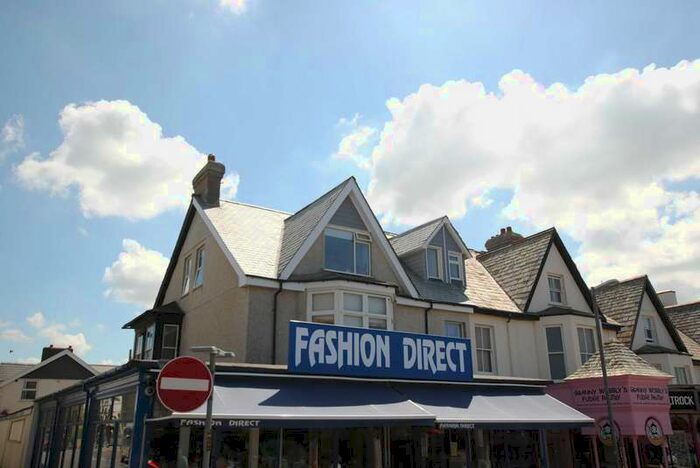 1 Bedroom Flat To Rent In Belle Vue, Bude, Cornwall, EX23