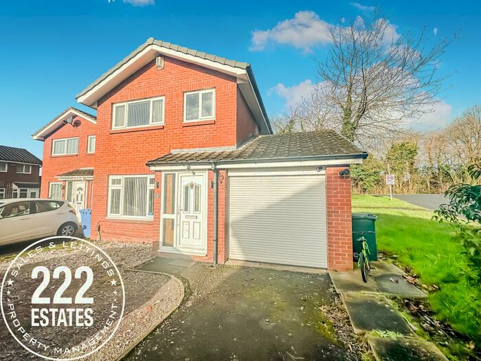 3 Bedroom Link Detached House To Rent In Havisham Close, Birchwood, Warrington, WA3