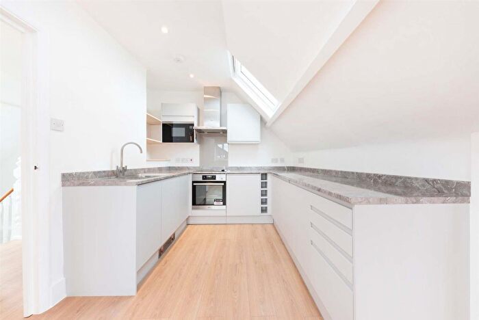 1 Bedroom Flat To Rent In Berkeley Road, Crouch End, N8