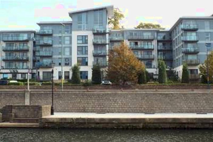 2 Bedroom Flat To Rent In Mckenzie Court, Maidstone, ME14