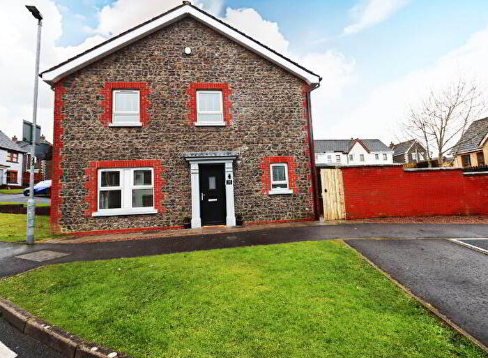 2 Bedroom Semi-Detached House For Sale In Alderley Place, Newtownabbey, BT36