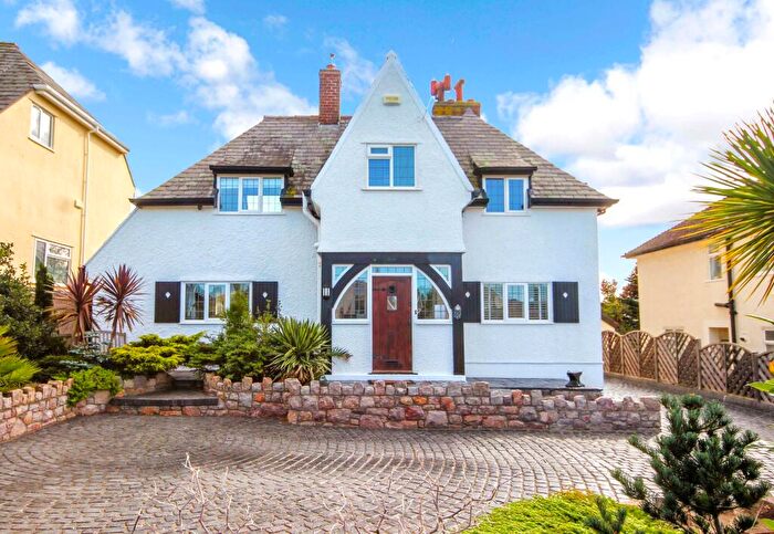 3 Bedroom Detached House For Sale In Deganwy Road, Llanrhos, Llandudno, LL30