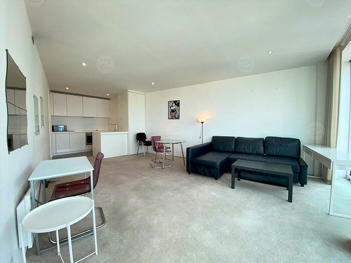 2 Bedroom Flat To Rent In /F, The Rotunda, New Street, Birmingham, B2