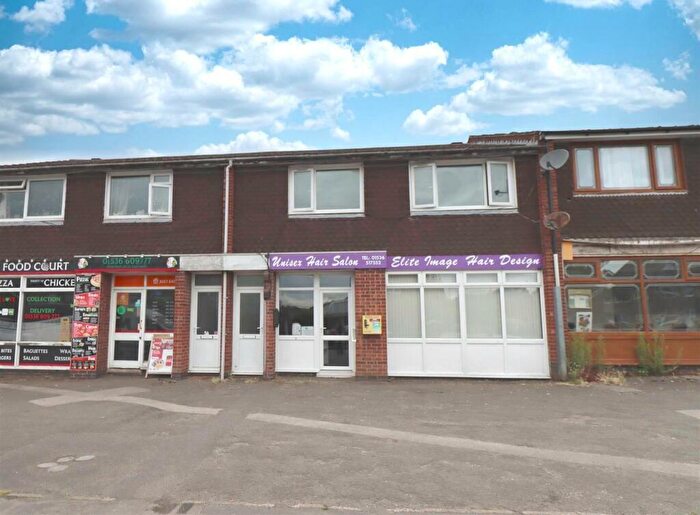 2 Bedroom Apartment To Rent In St. Stephens Road, Kettering, NN15