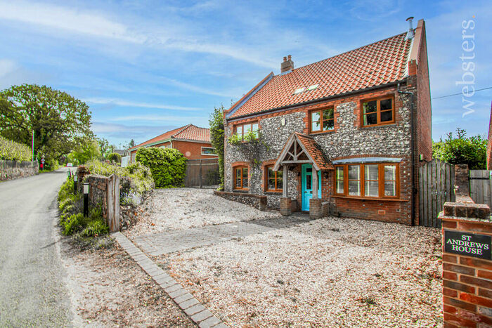 4 Bedroom Cottage For Sale In The Street, Lamas, NR10