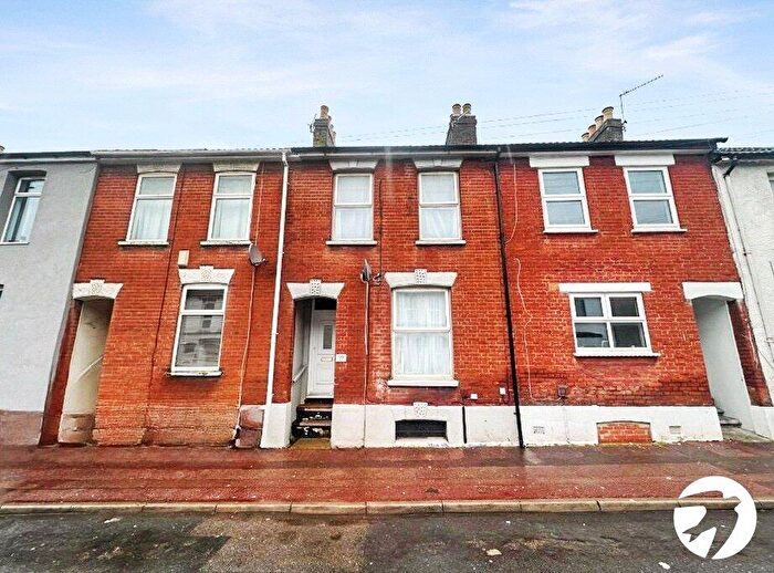 2 Bedroom Terraced House For Sale In Thorold Road, Chatham, Kent, ME5