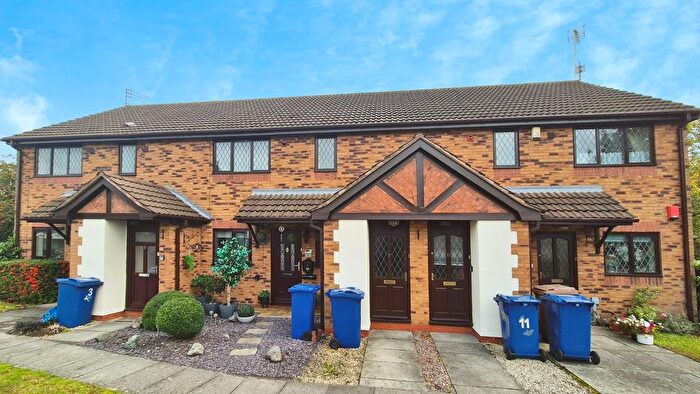 1 Bedroom Flat For Sale In Cygnet Close, Hednesford, WS12