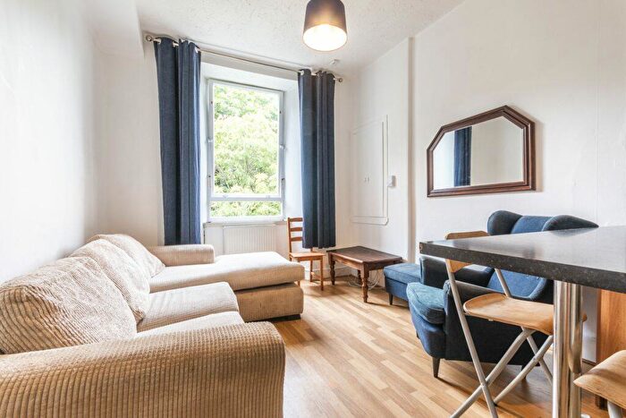 1 Bedroom Flat To Rent In L – Broughton Road, Edinburgh, EH7