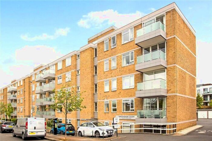 Studio To Rent In Rayners Road, London, SW15