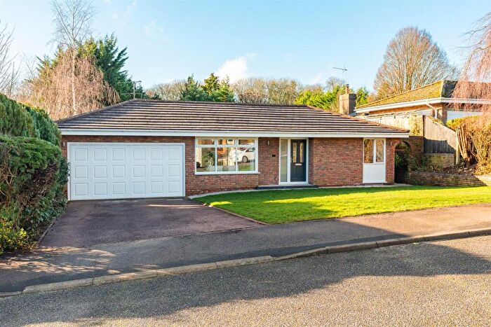 3 Bedroom Detached Bungalow For Sale In Whetstone Close, Welwyn, AL6