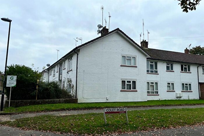 2 Bedroom Apartment To Rent In Whittington Road, Tilgate, Crawley, West Sussex, RH10