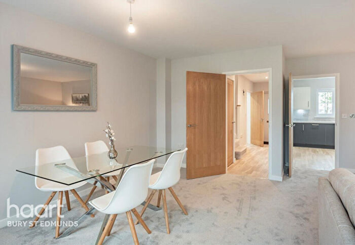 4 Bedroom Detached House For Sale In Buckingham Way, Stowmarket, IP14