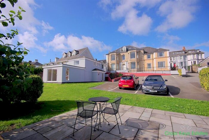 2 Bedroom Flat To Rent In Boisdale House North Road, Saltash, PL12