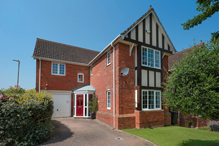 4 Bedroom Detached House For Sale In Hillside Road, Whitstable, Kent, CT5