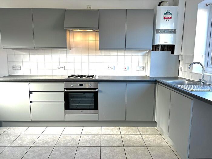 2 Bedroom Semi Detached House To Rent In Broadlea Terrace, Leeds, LS13