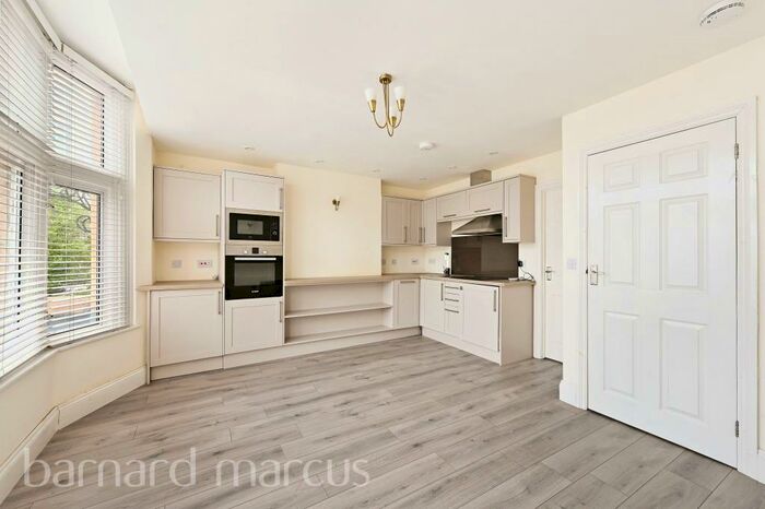 1 Bedroom Flat To Rent In High Street, New Malden, KT3