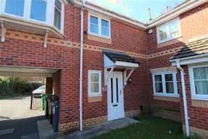 3 Bedroom House To Rent In Drake Avenue, Manchester, M22