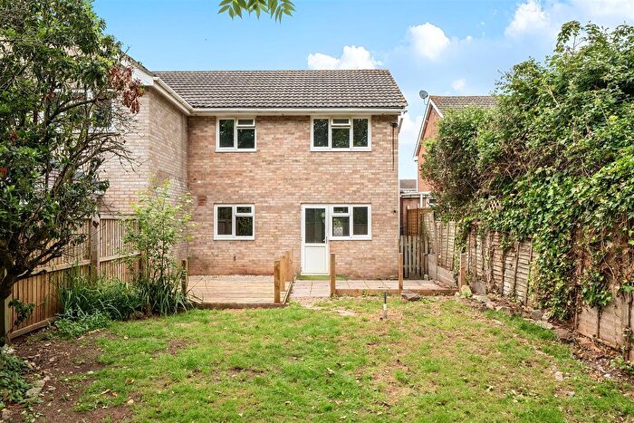 3 Bedroom Semi-Detached House For Sale In Exley Close, North Common, Bristol, BS30